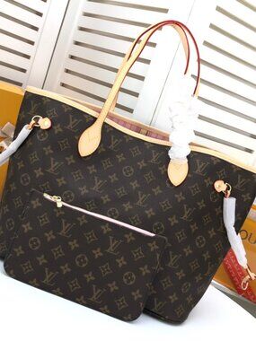 Louis Vuitton Monogram Neverfull GM Tote With Pouch - Signature Pink Interior